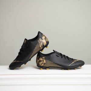 Nike Mercurial Soccer Cleats Vapor 12 Club FG Men's Size 12 Black and Gold